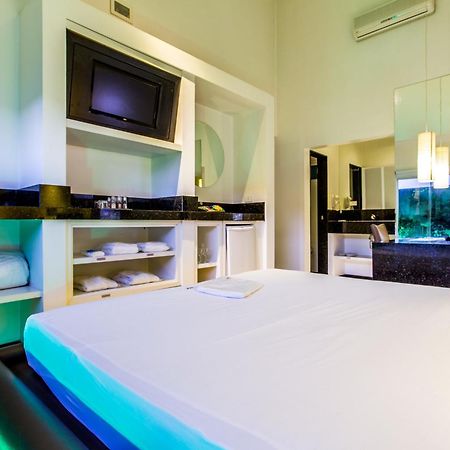 Motel Platinum Londrina Eksteriør billede