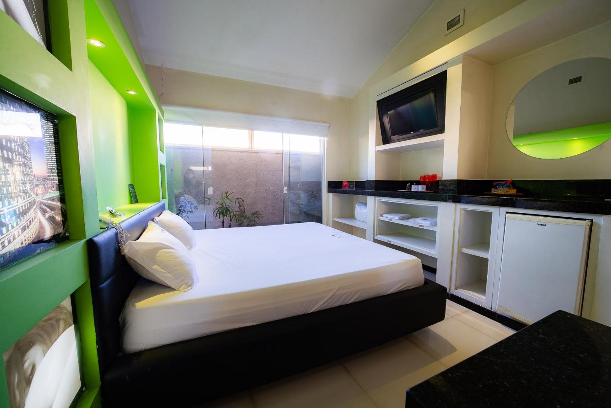 Motel Platinum Londrina Eksteriør billede