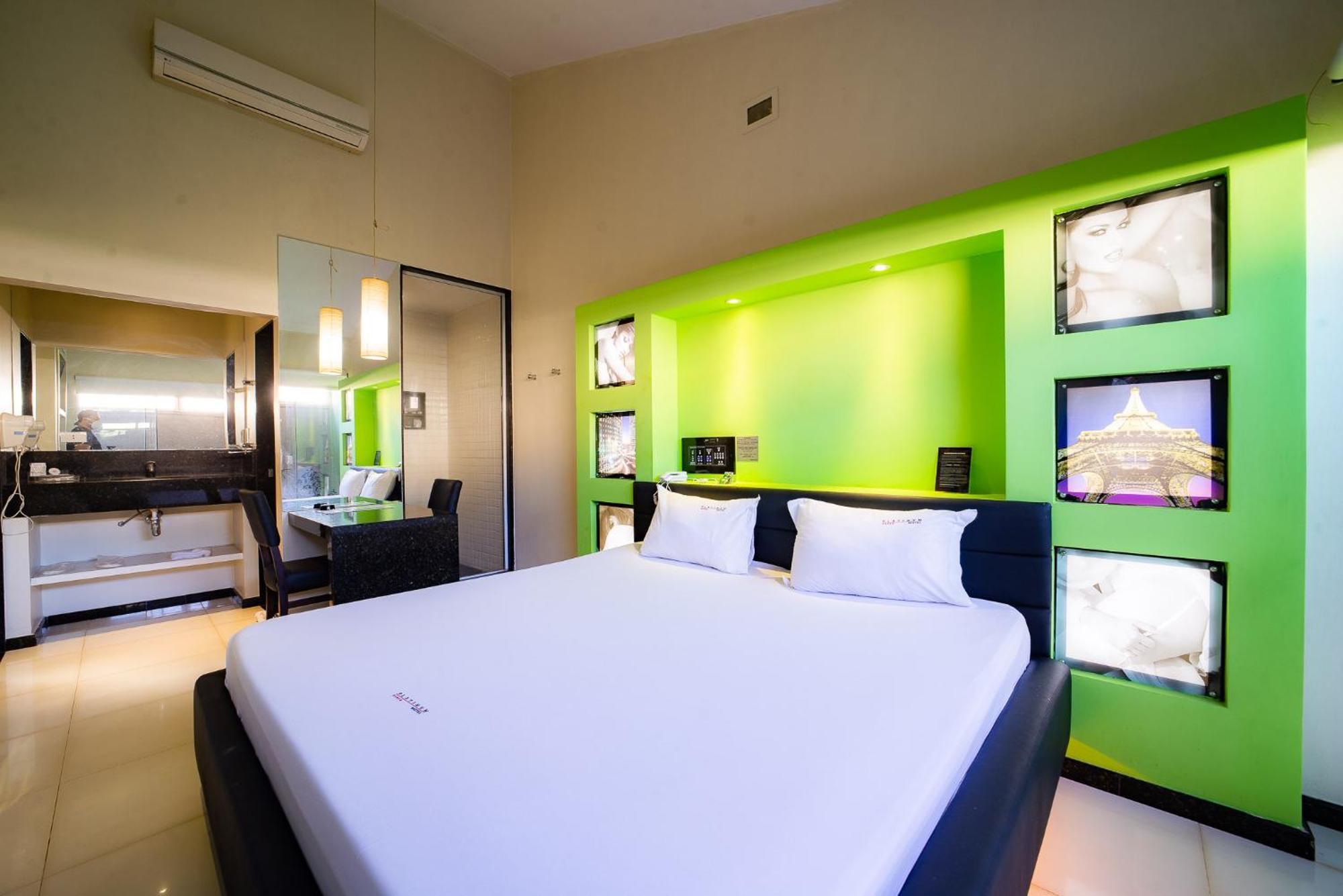 Motel Platinum Londrina Eksteriør billede