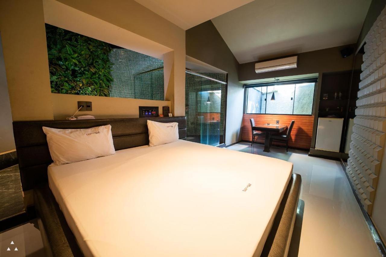 Motel Platinum Londrina Eksteriør billede